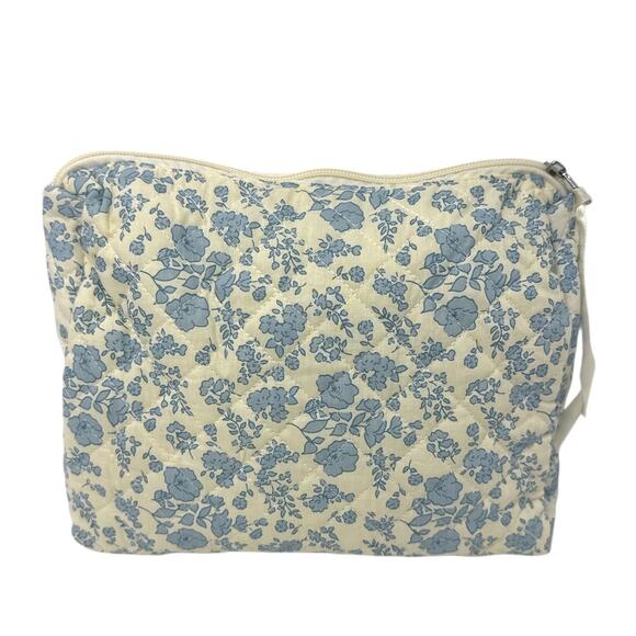 Floral Quilted Cosmetic Bag Blue & Cream Makeup Pouch, Travel Toiletry Zipper - Picture 2 of 5